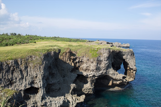 万座毛（本島中部西海岸）