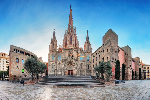 誰もが行きたい スペイン バルセロナの魅力に迫るツアー旅行 Tripiteasy