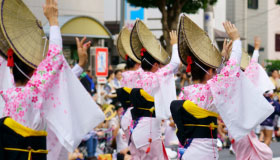 Sagano Romantic Train For Spring in Arashiyama Bus Tour