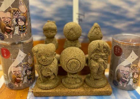 Yokai figures