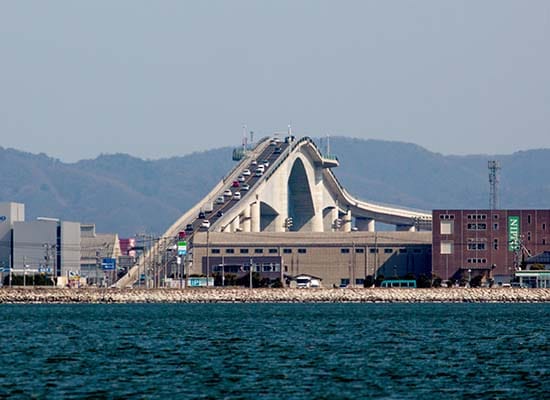 His 羽田発着 Anaで行く 滞在中sクラスレンタカー付 鳥取 島根のグルメ 観光も満喫 カニトロ丼 や 足立美術館 などから選べるクーポン付 温泉宿 シティホテルが自由に選べる ドライブ旅 山陰4日間 首都圏発