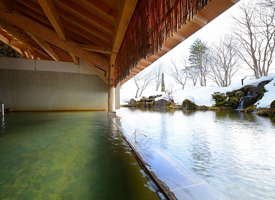 屋根付露天風呂（イメージ）