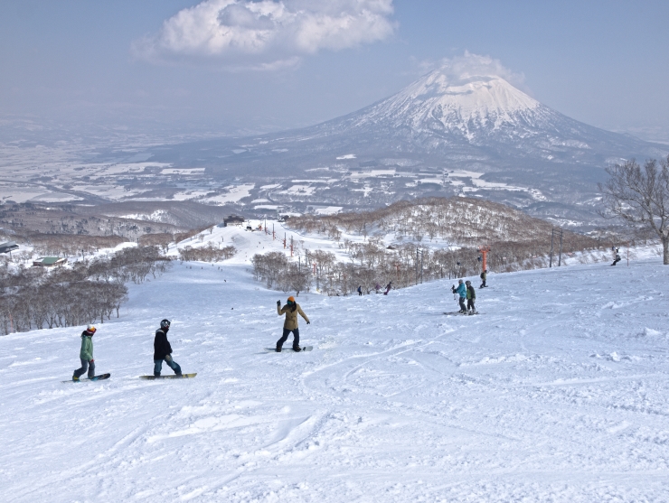 北海道　スキー場　ニセコ