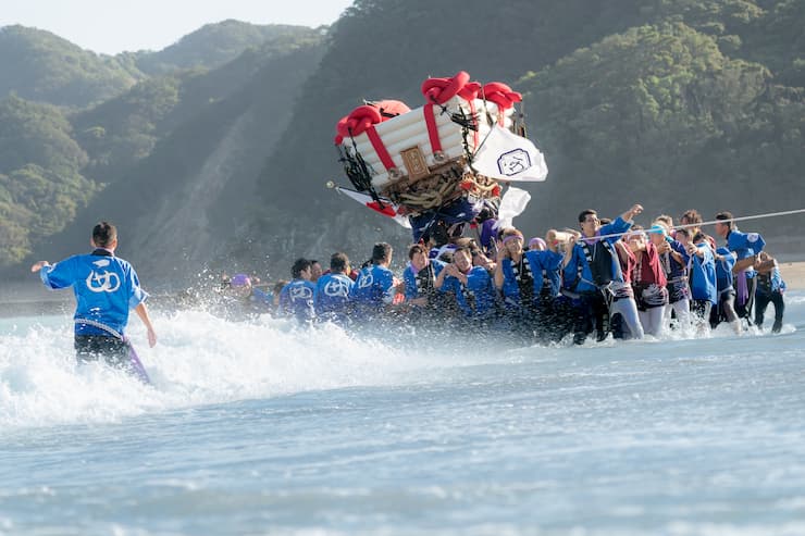 日和佐八幡神社秋祭り　提供：徳島県観光協会