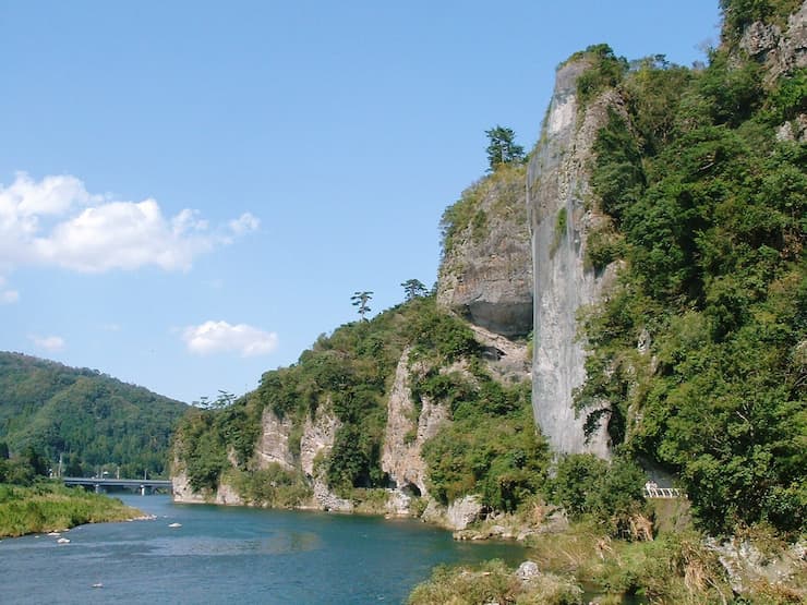 大分県_耶馬渓_競秀峰