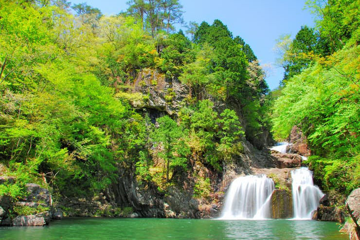 広島県三段峡 新緑の三ツ滝