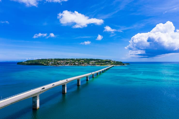 沖縄県_古宇利大橋と古宇利島