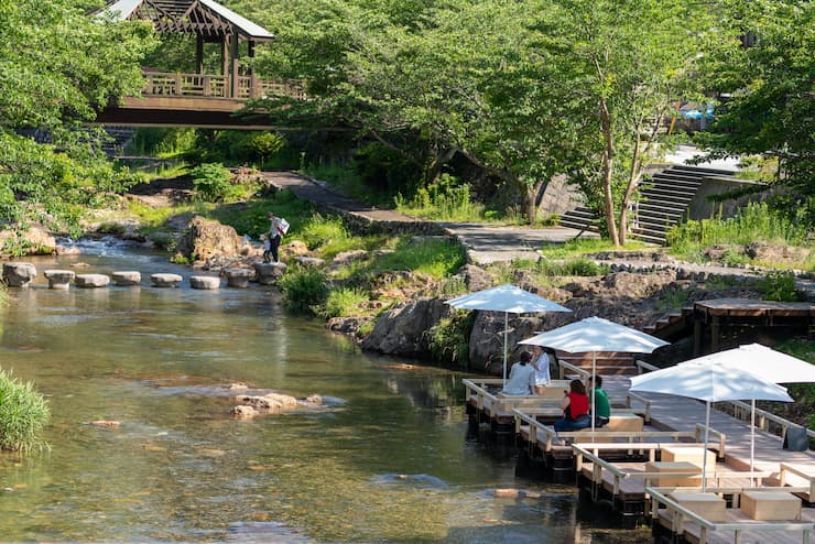 山口県_長門湯本温泉_川床テラス