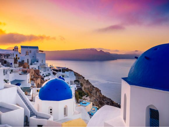 青と白の絶景 ギリシャ サントリーニ島オンラインツアー His オンラインツアー