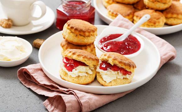 ブラ キッチン 英国レシピのお菓子教室 イギリスのお家から生中継 His オンラインツアー